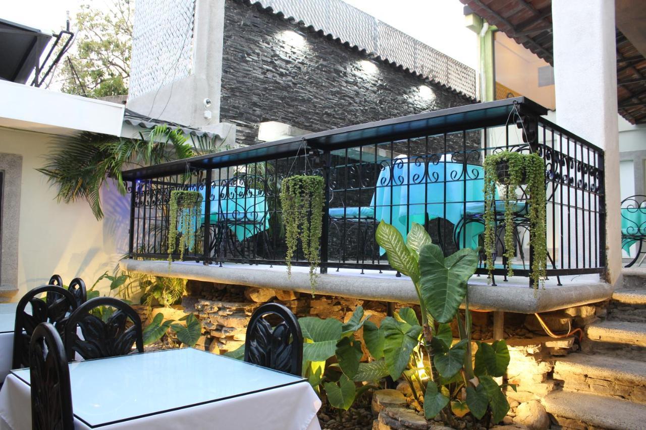 Hotel Villa Antigua San Salvador Bagian luar foto