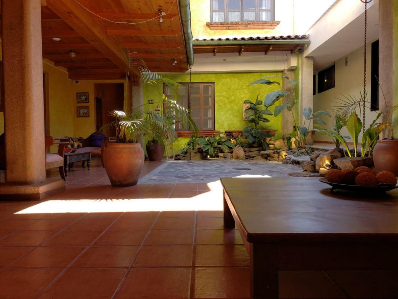 Hotel Villa Antigua San Salvador Bagian luar foto